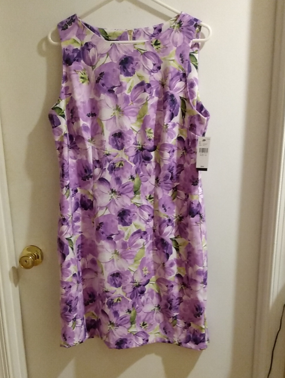 Alyx Lavender Floral Sleeveless Midi Dress